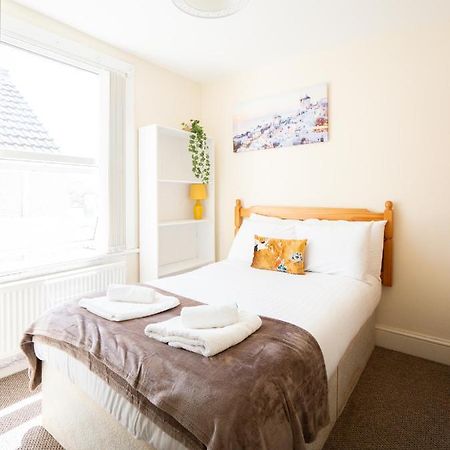 4 Bed Rooms 5 Double Beds Holidays House Near Train Station Plymouth Exteriér fotografie