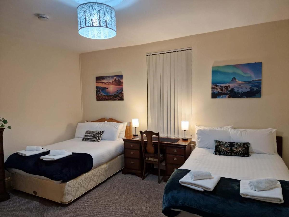 4 Bed Rooms 5 Double Beds Holidays House Near Train Station Plymouth Exteriér fotografie