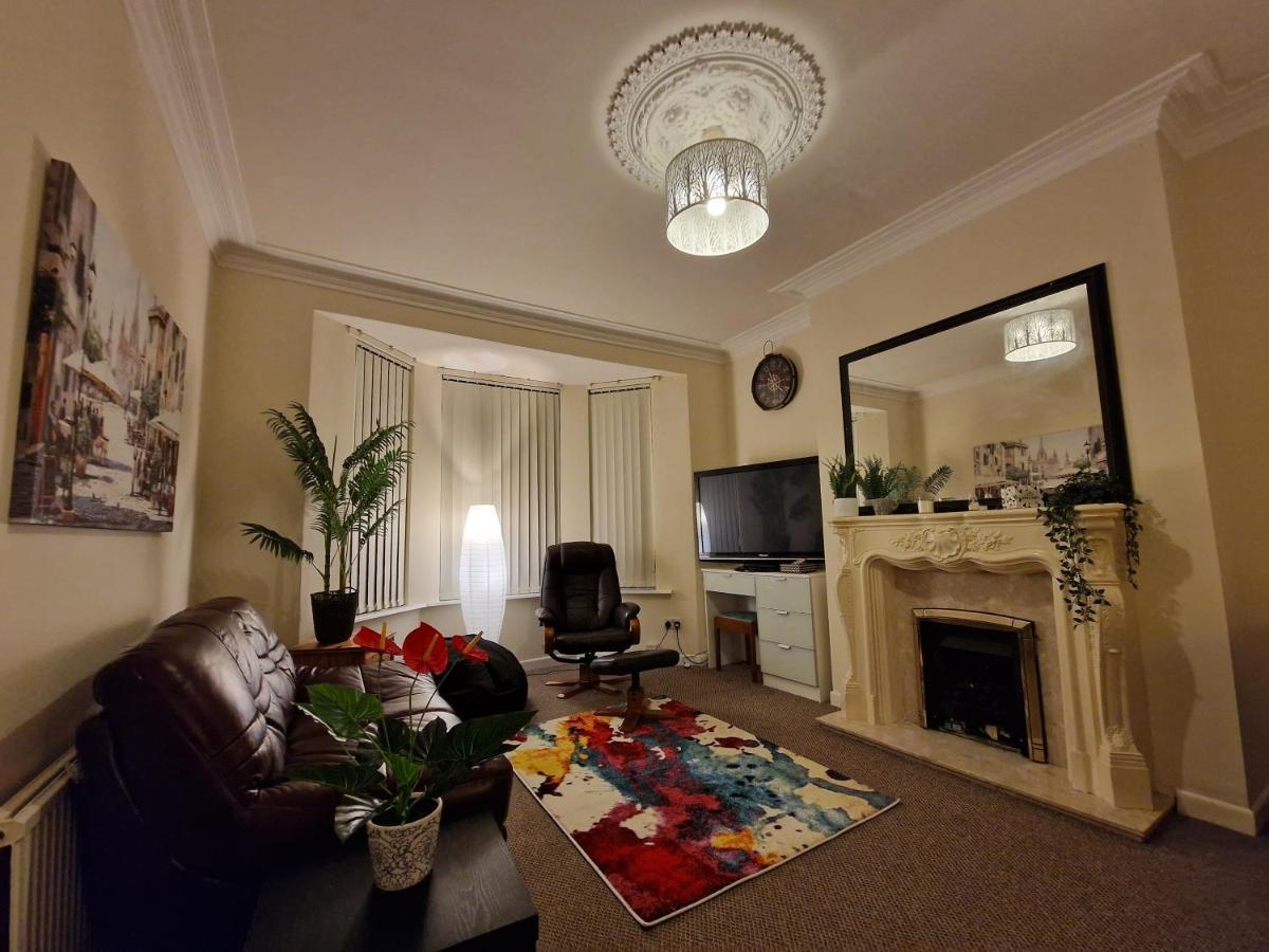 4 Bed Rooms 5 Double Beds Holidays House Near Train Station Plymouth Exteriér fotografie